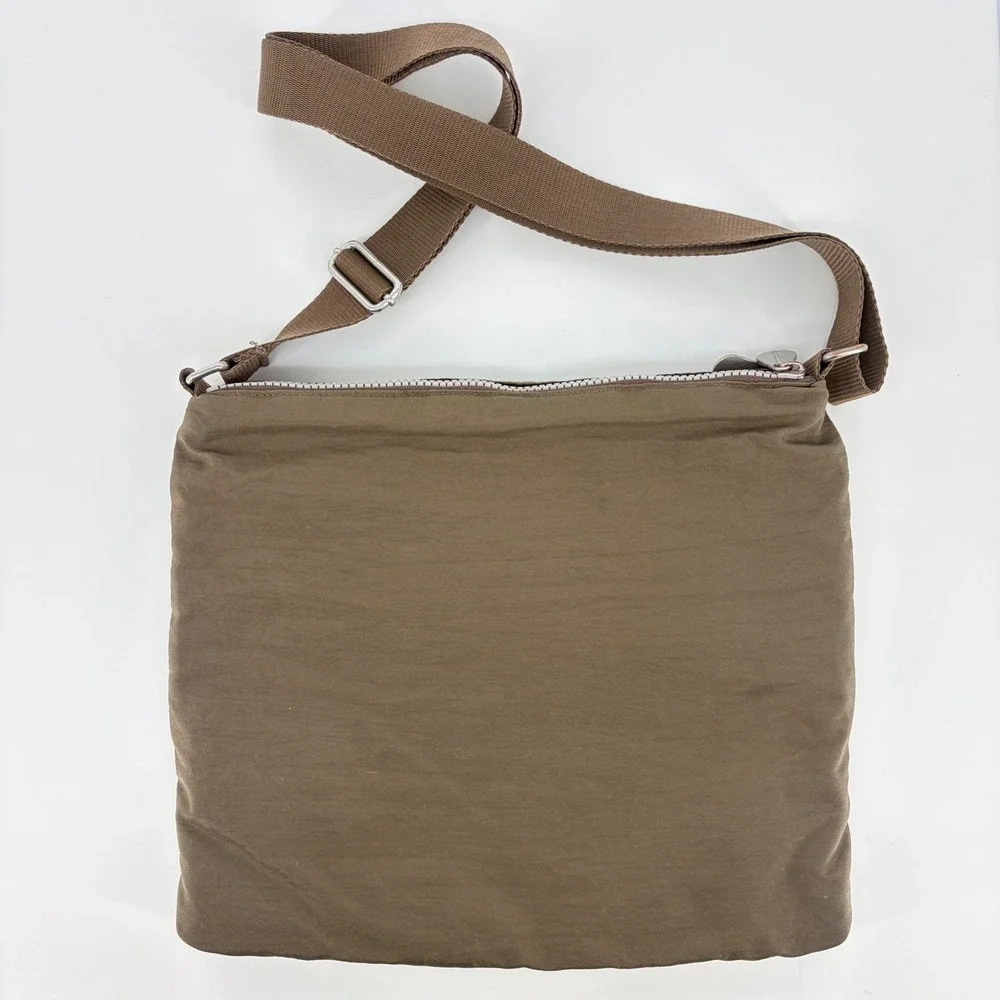Baggallini Crossbody Bag Medium Olive Green Nylon Multi-Zip Gorpcore Travel